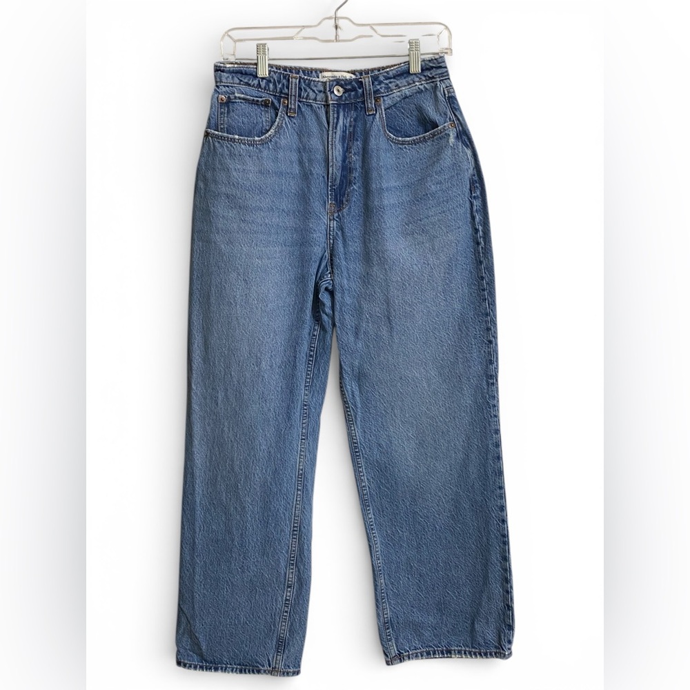 A&F Blue The Loose High Rise Curve Love Denim Jeans 28/6s